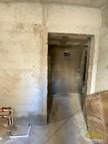 25-ÇAYIROVA YENİMAHALLE’DE MERKEZİ KONUMDA